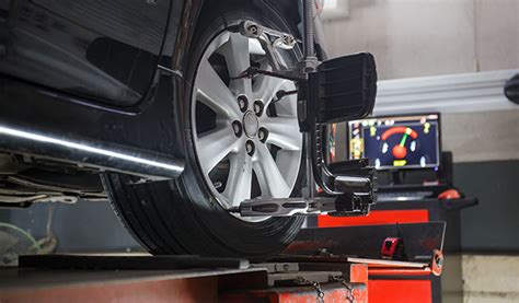 how can you tell if your car needs alignment